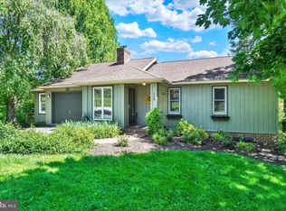 329 Shasta Dr, York, PA 17402