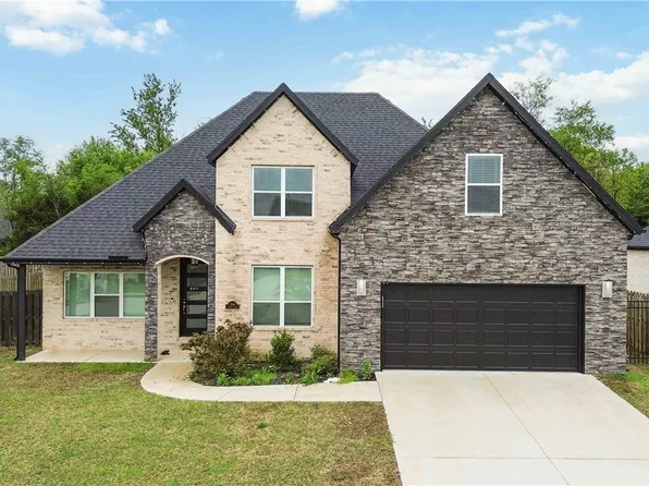1541 Bristol Ln, Centerton, AR 72719