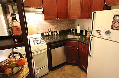 Rented by LJ Sloane Management