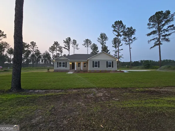 24283 Saint Matthews Church Rd, Metter, GA 30439