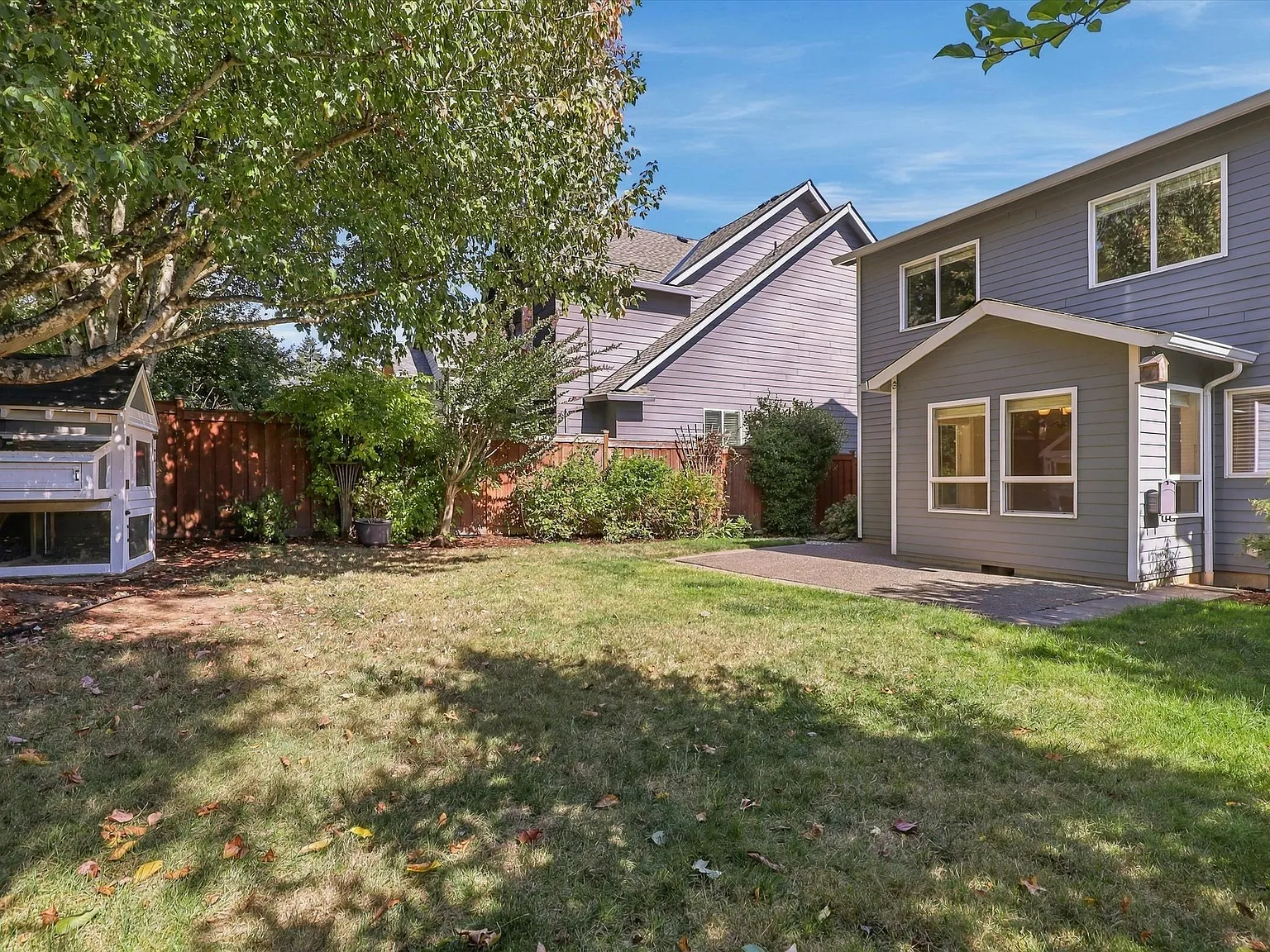 4 bed, 1976 sqft, $3,300 — Photo 3