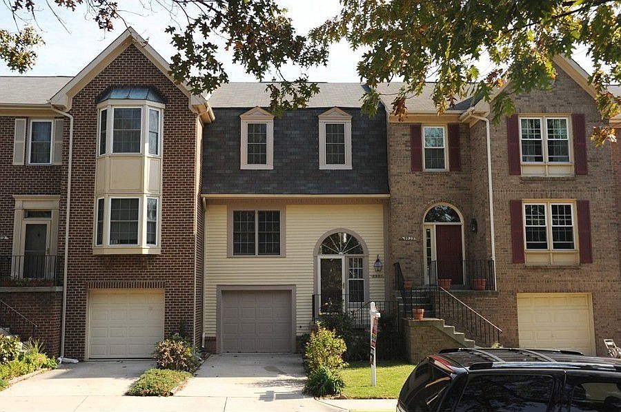 1st image of 5921 Norham Dr