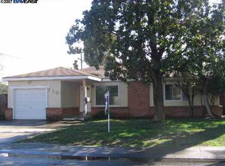 712 E Fir St, Manteca, CA 95336