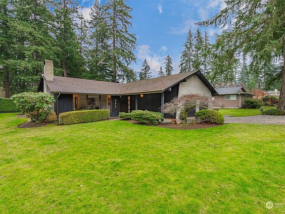 2nd image of 2812 164th Avenue NE