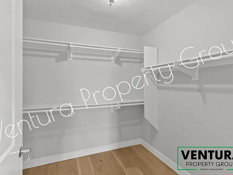 1901 S Victoria Ave #204 — Photo 14