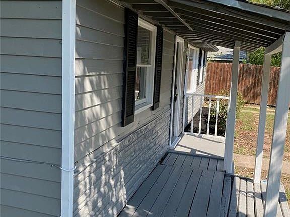 5th image of 813 Evergreen Dr