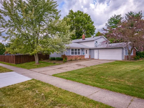 32875 Arlesford Dr, Solon, OH 44139