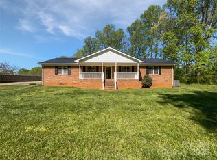 2035 Mauney Rd, Bessemer City, NC 28016