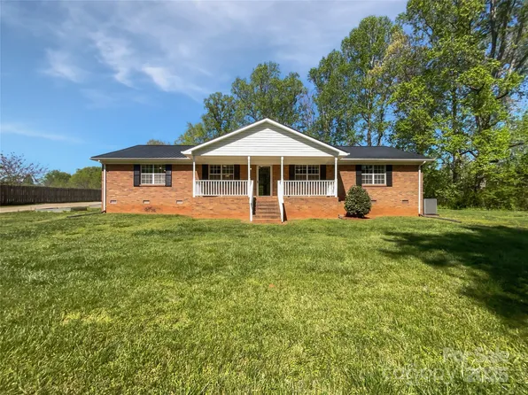 2035 Mauney Rd, Bessemer City, NC 28016