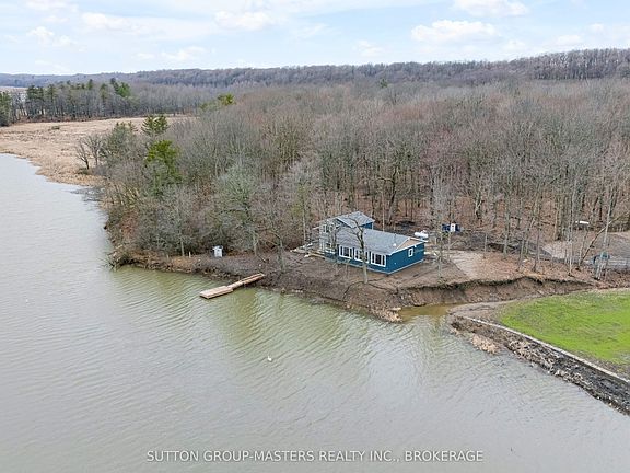 4th image of 99 Blue Heron Ln