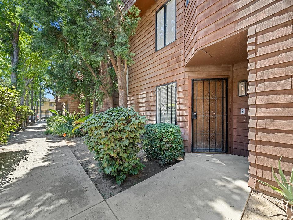 1st image of 700 New Stine Rd APT 3