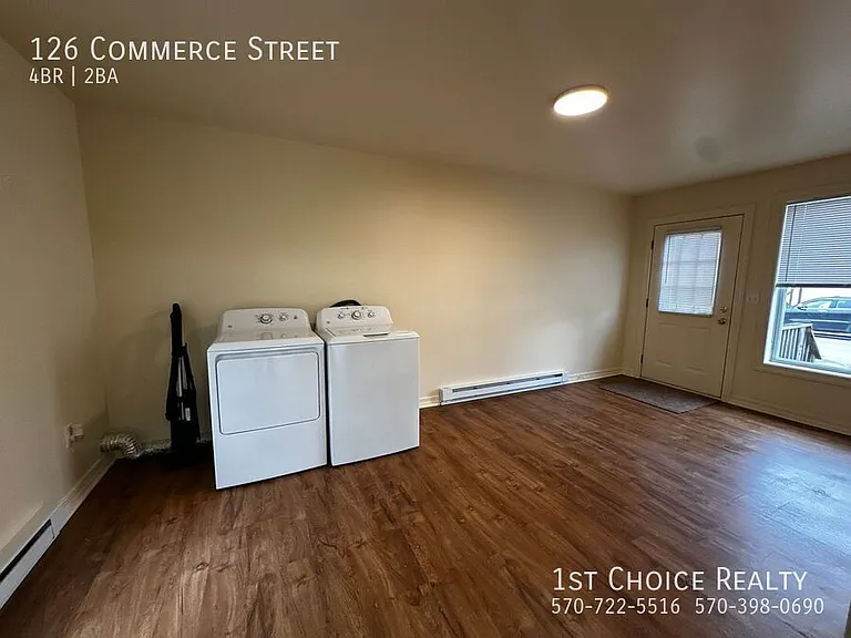 126 Commerce St — Photo 9