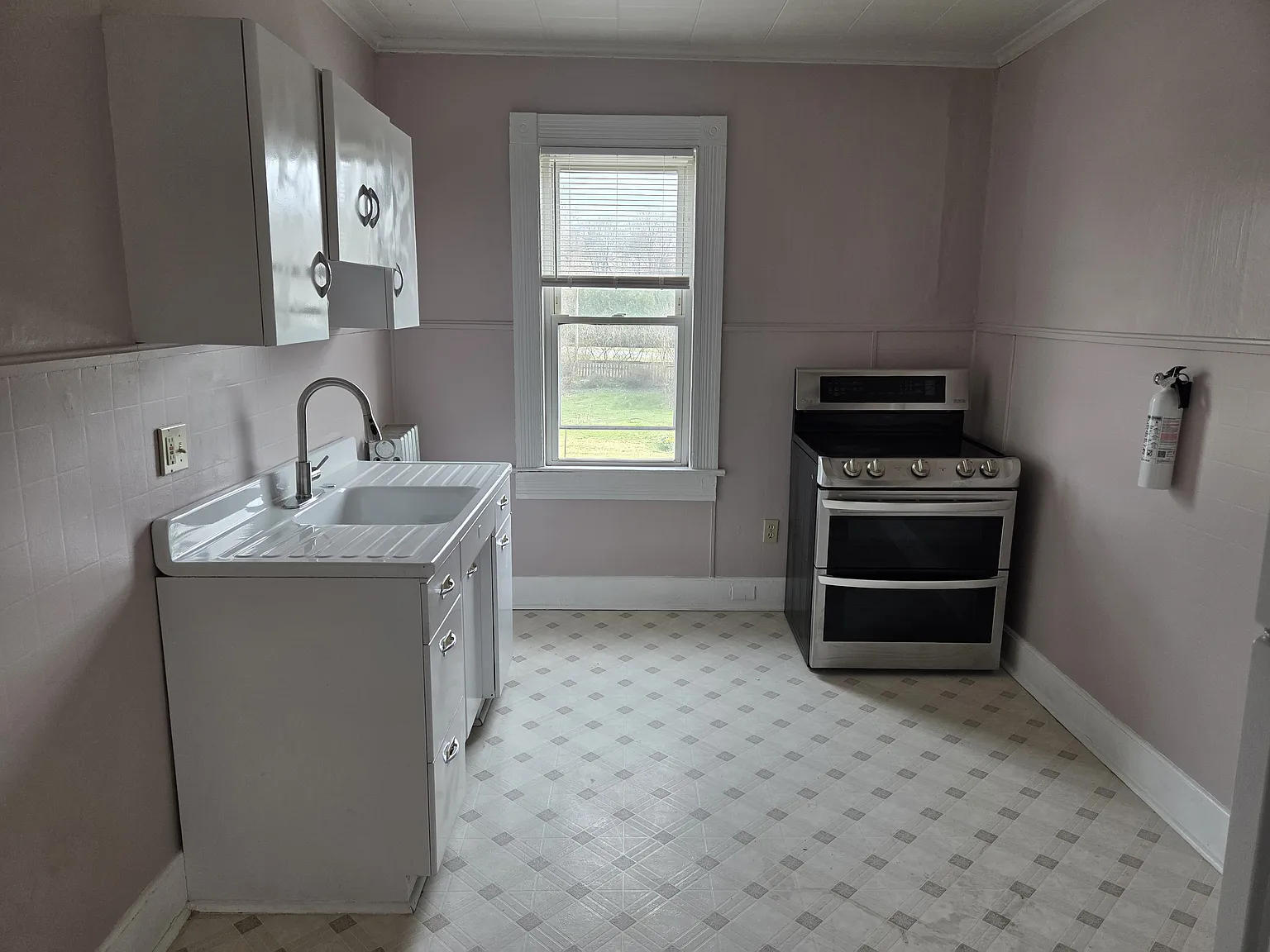2 bed, 1000 sqft, $1,250 — Photo 3