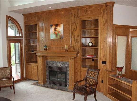 4th image of 709 N King James Ln