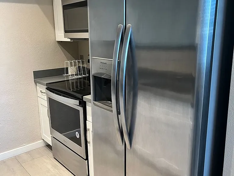 616 S Hardy Dr #111 — Photo 24