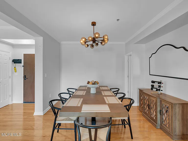 22 Cooper Ave #113 — Photo 6