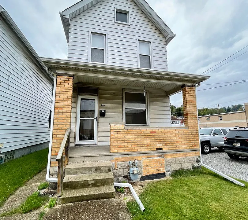 710 4th Ave