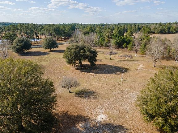 4th image of 6393 Lake Alapaha Blvd