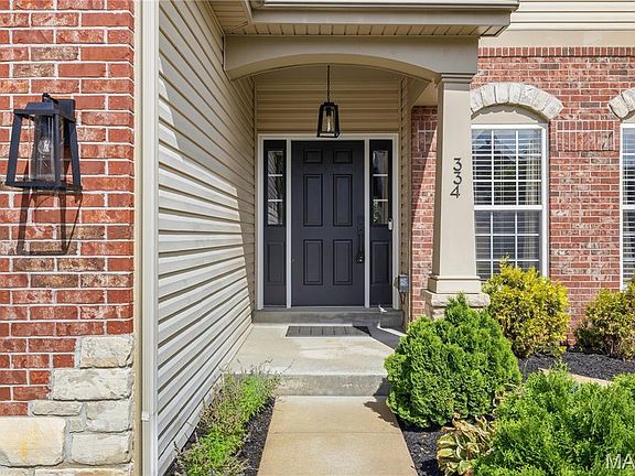2nd image of 334 Palisades Ridge Ct