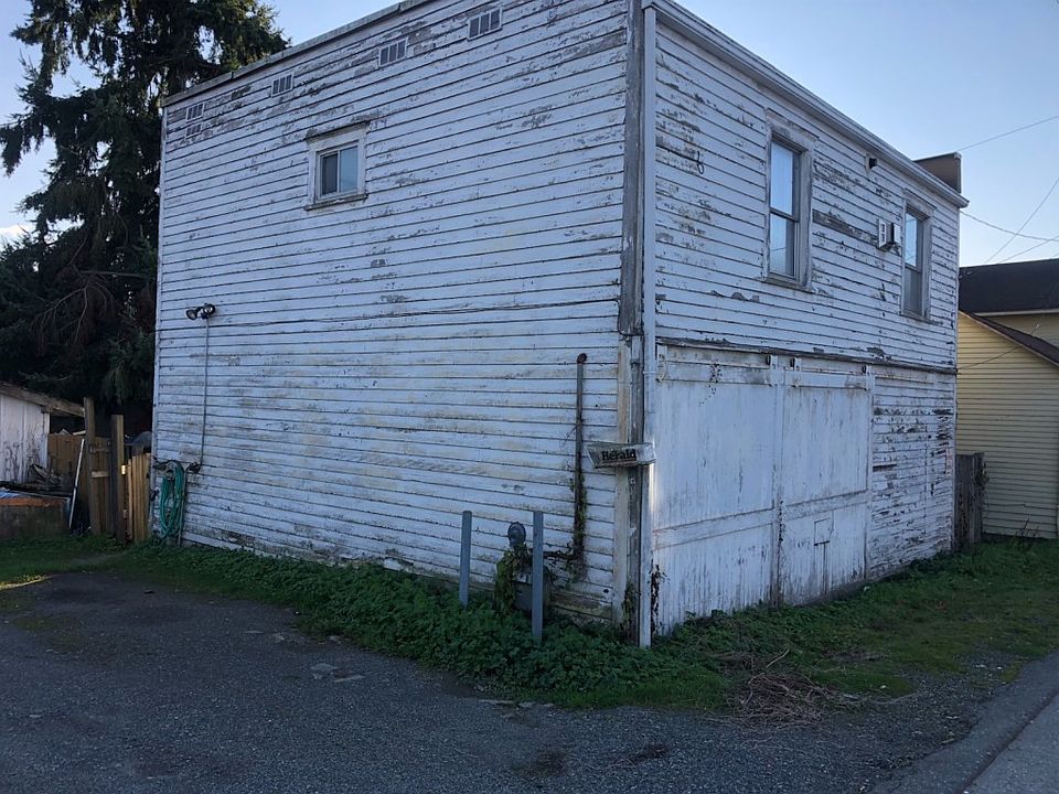 2nd image of 1516 McDougall Ave #A