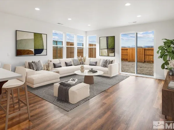 880 Agate Way, Fernley, NV 89408