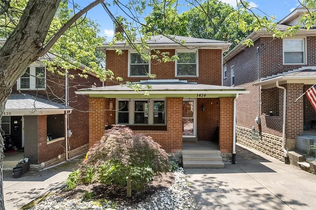 1434 Macon Ave photo 1