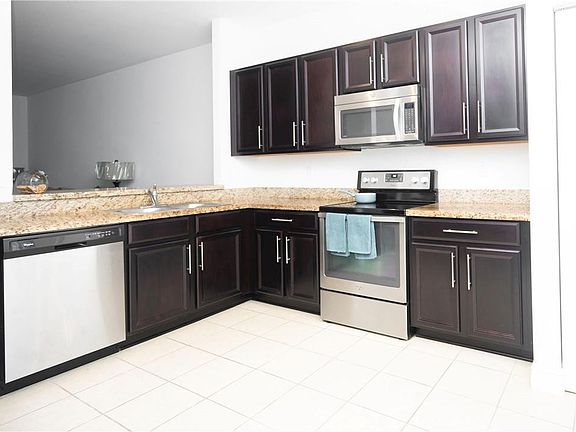 4th image of 2565 SW 119th Terrace #2565