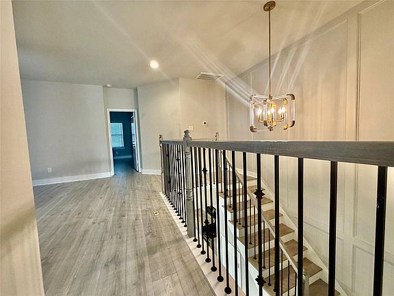 4th image of 3317 Orchard Bridge Ln