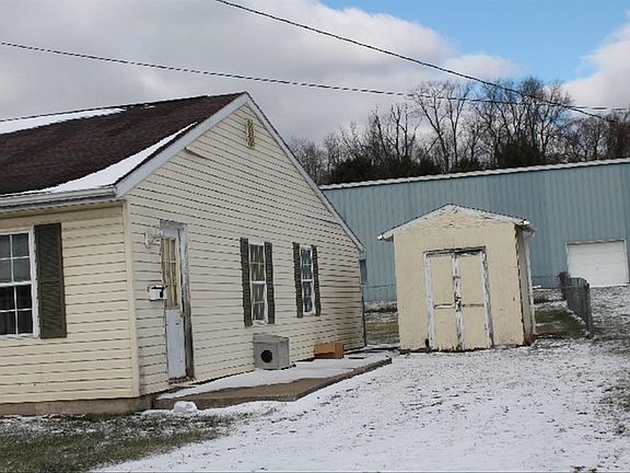 3rd image of 868 Garfield Ave