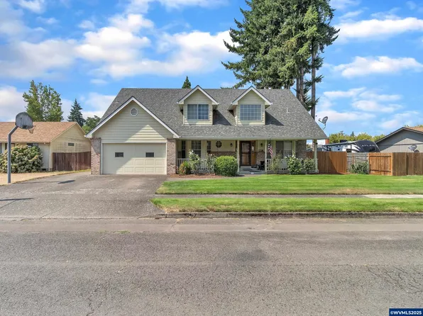 1475 N 4th Ave, Stayton, OR 97383