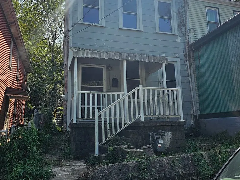 14 Courtright St — Photo 12