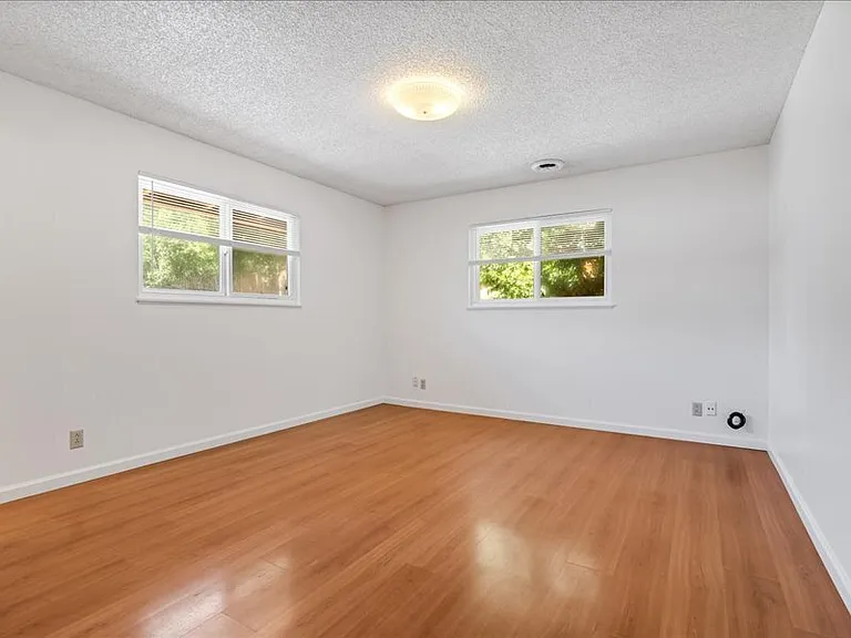 336 Triplett Dr — Photo 17