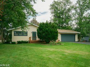 20021 Edge Wood Ct, Mokena, IL 60448