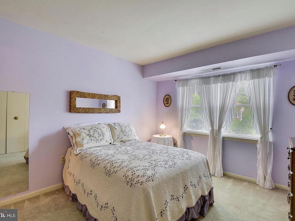 1st image of 5915 Mayflower Ct APT 204