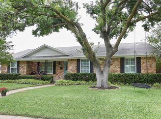 7617 La Risa Dr, Dallas, TX 75248