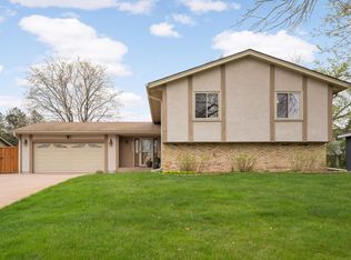 8224 Kingslee Rd, Bloomington, MN 55438