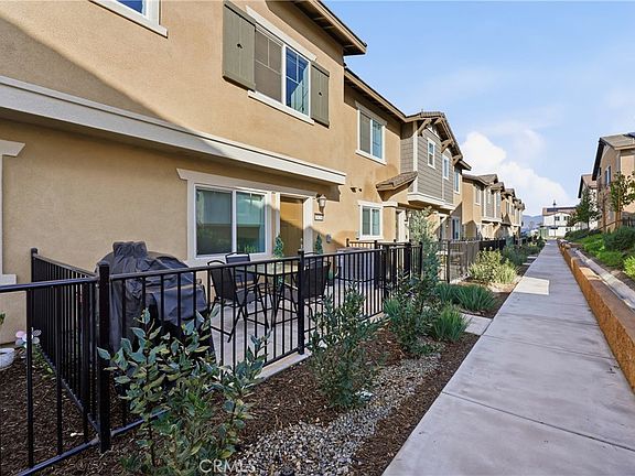 3rd image of 19210 Ash Grove St