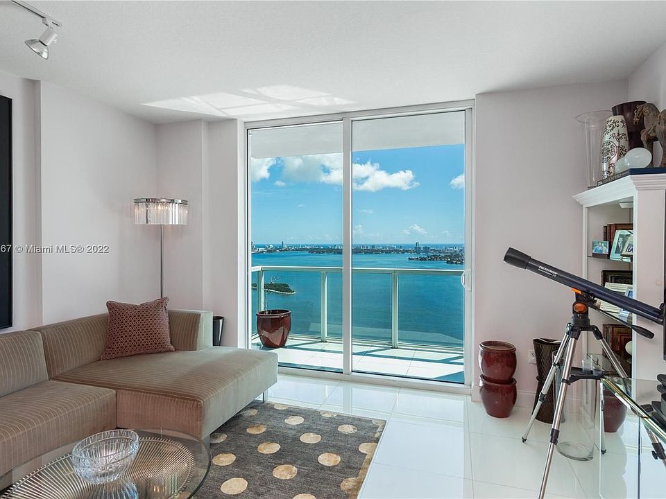 1st image of 1900 N Bayshore Dr APT 4202