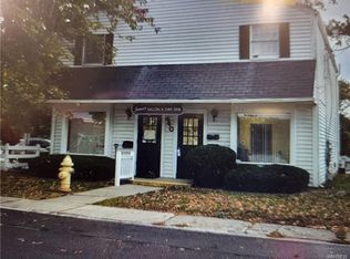 440 Ridge St #2, Lewiston, NY 14092