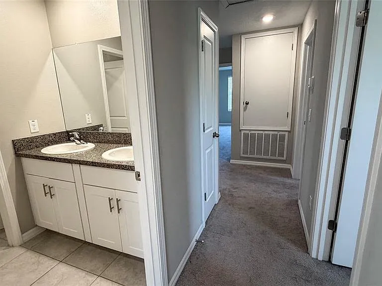 3816 Hanover Dr — Photo 52