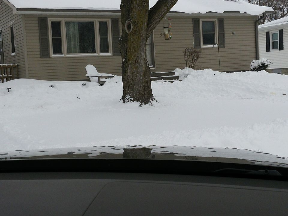 1st image of 316 E Elder St