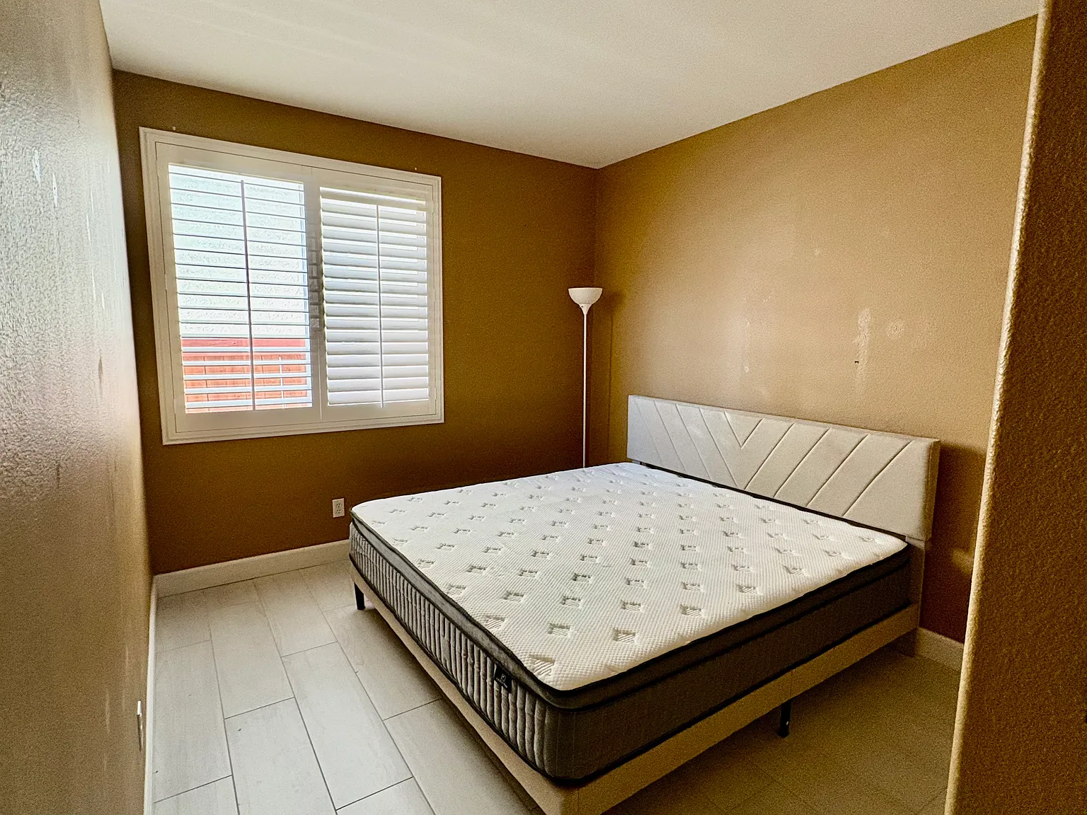 10170 Susan Ave — Photo 2