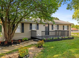 6121 Delaney Ferry Ext, Versailles, KY