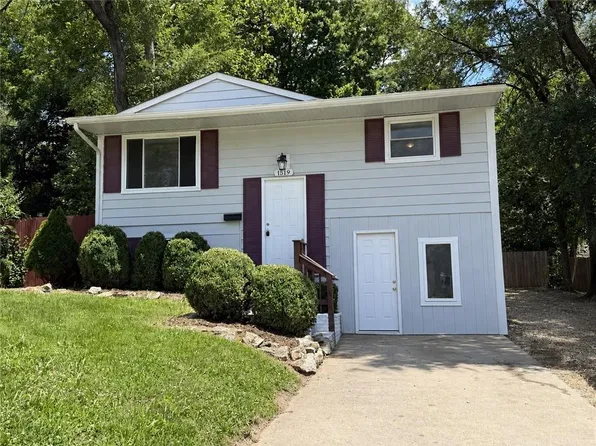 1519 N Geronimo Dr, Independence, MO 64058