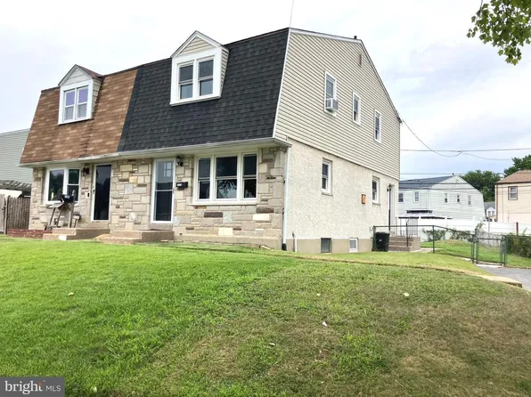1313 Langley St, Trainer, PA 19061