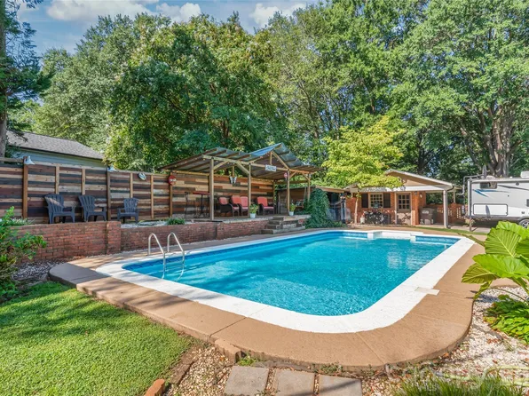 1339 Carmen Ln, Gastonia, NC 28054