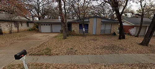 25 Regents Park Dr Photo 1