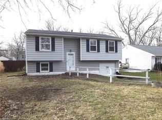 1694 Falkirk Rd, Madison, OH 44057