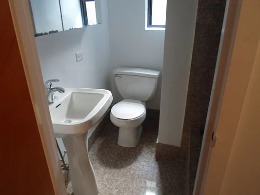 Rented by Sky Management | media 55