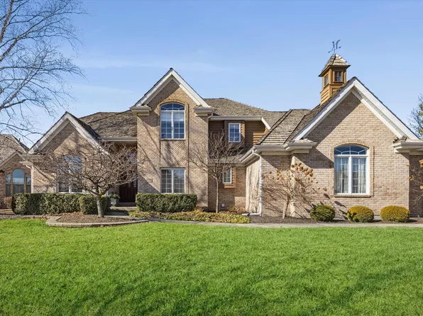 24735 W Manor Dr, Shorewood, IL 60404